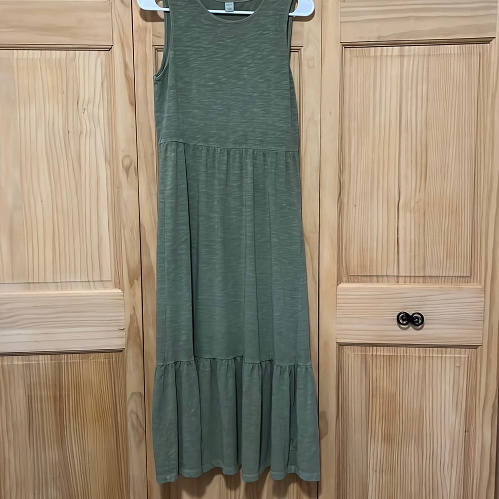 Green dress